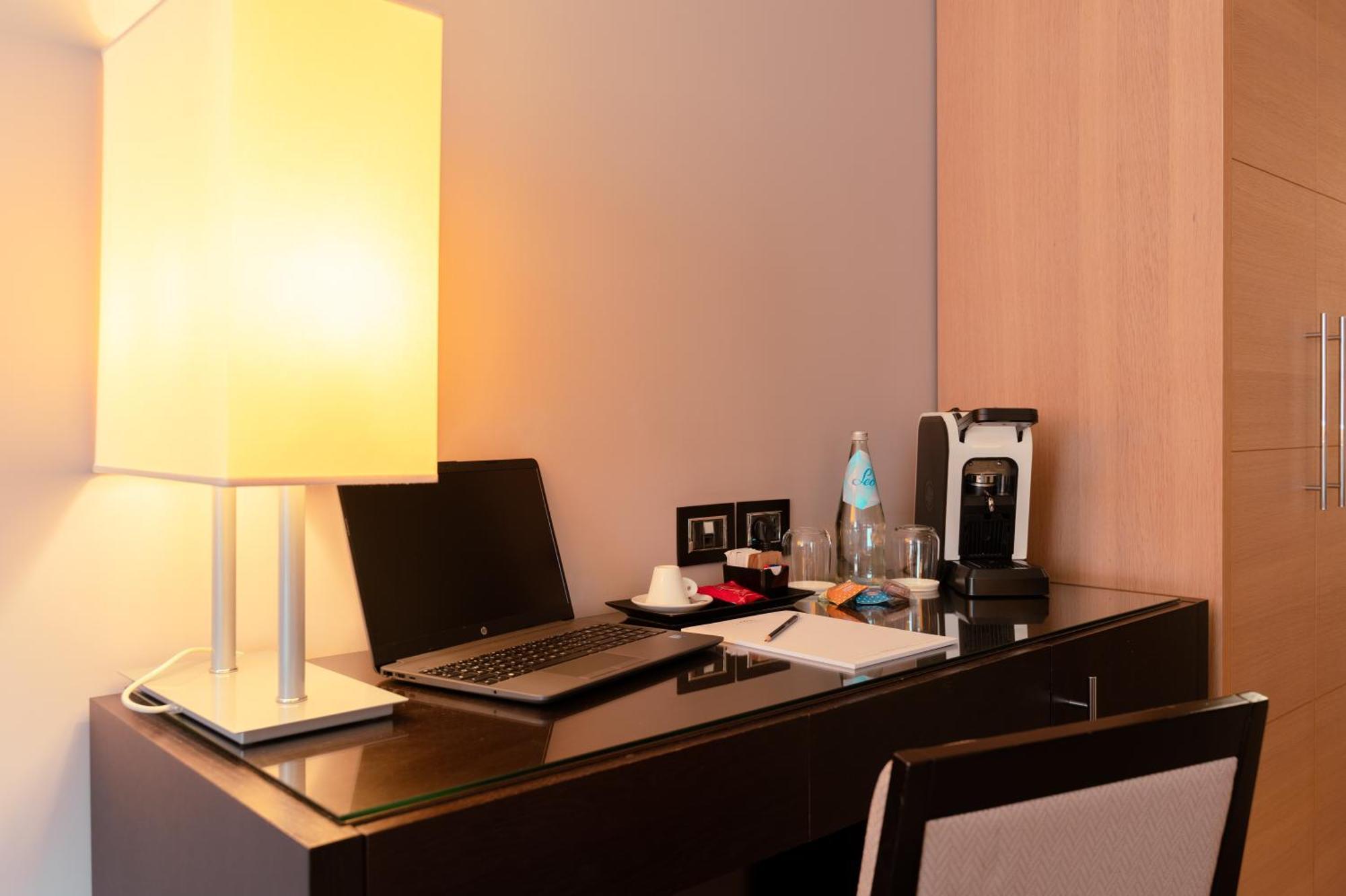Ariha Hotel Cosenza Zewnętrze zdjęcie